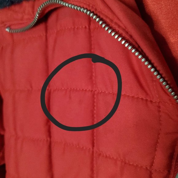 Old School Clothing Co. Red Puffer Coat with Detachable Faux Fur Collar, M - Picture 12 of 12
